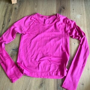 swiftly tech long sleeve shirt sakura pink